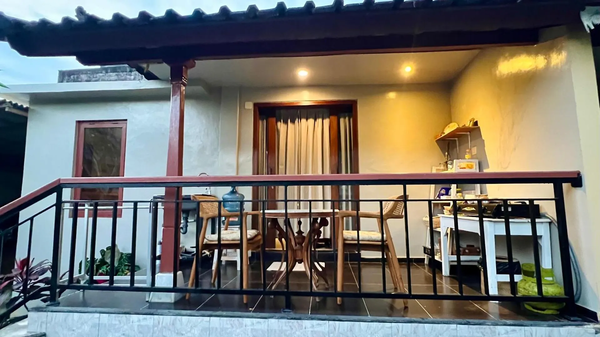 Homestay Jeevo Apartment Ubud