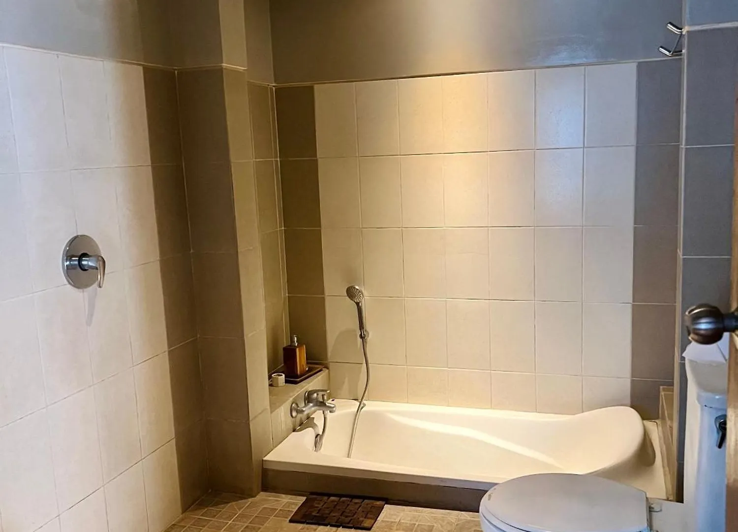 Homestay Jeevo Apartment Ubud